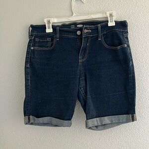 Old navy Bermuda shorts